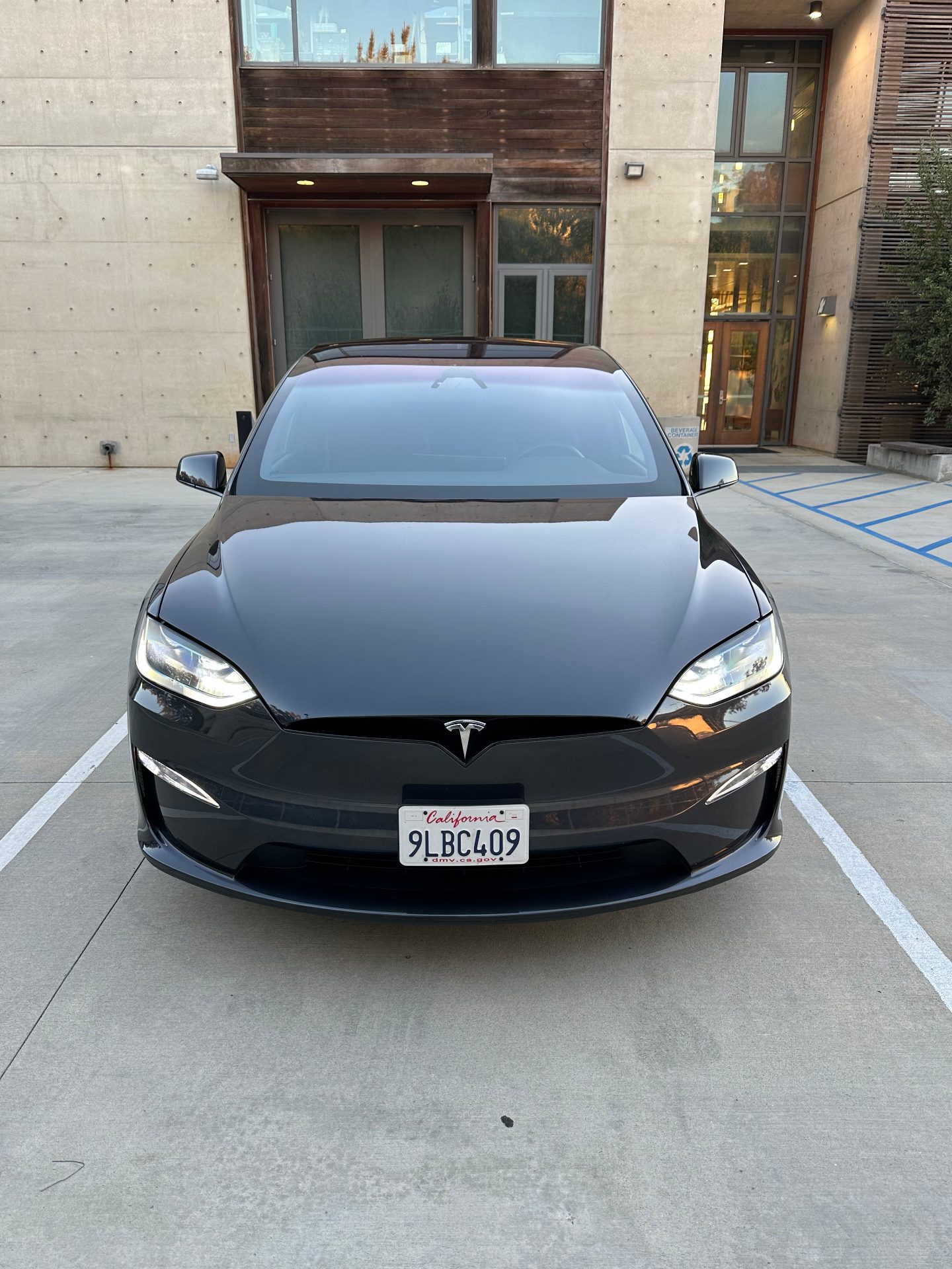 2024 TESLA Model X