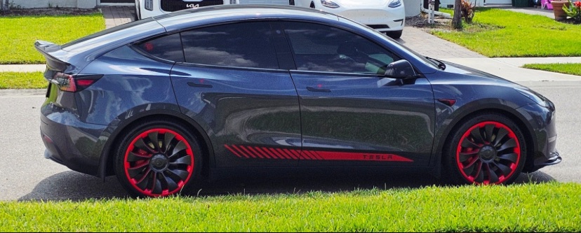 2022 TESLA Model Y